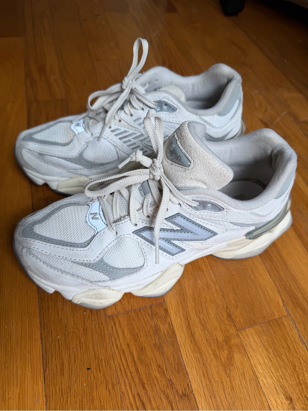 New Balance 9060 Women's Light Gray and Silver Running Sneakers